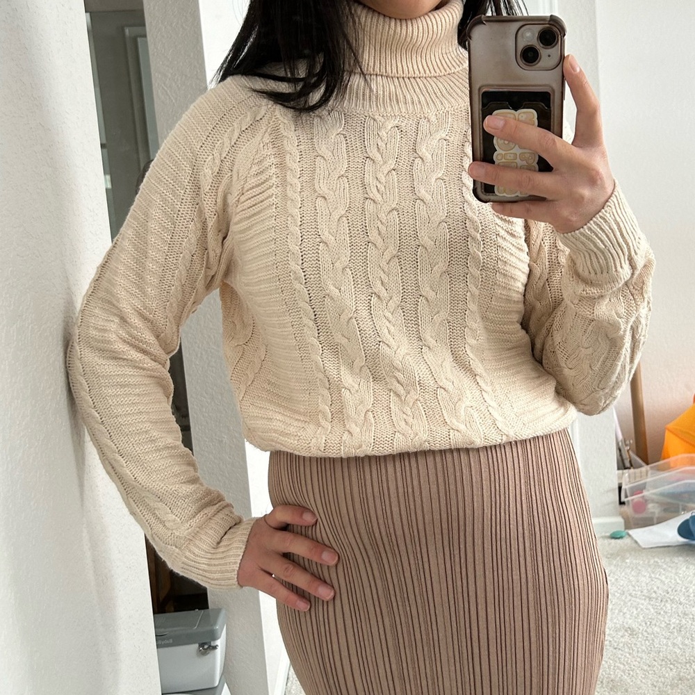 Lulus Cropped Turtleneck Sweater